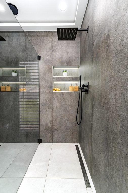 Sprcha typu walk-in